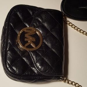 MK BLACK CROSSBODY Gold mk